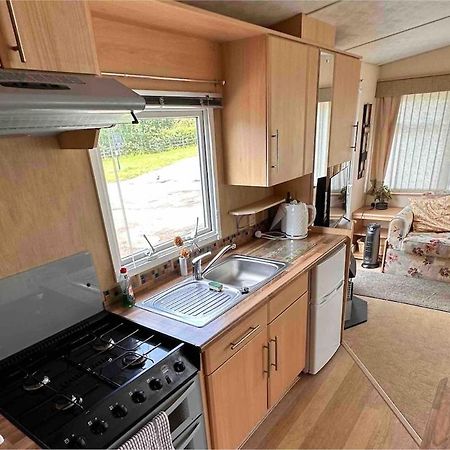 4-Bedroom Cosalt Caravan In Uddingston, Glasgow Exteriér fotografie