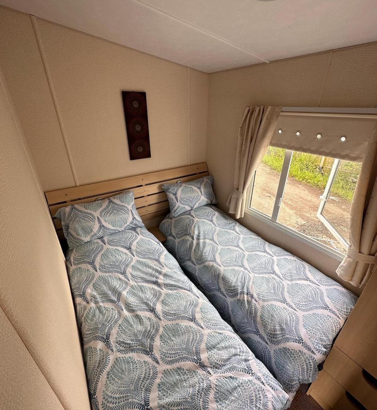 4-Bedroom Cosalt Caravan In Uddingston, Glasgow Exteriér fotografie
